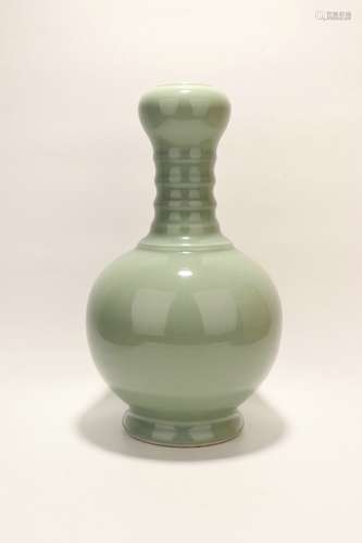 chinese celadon glazed porcelain garlic-head vase