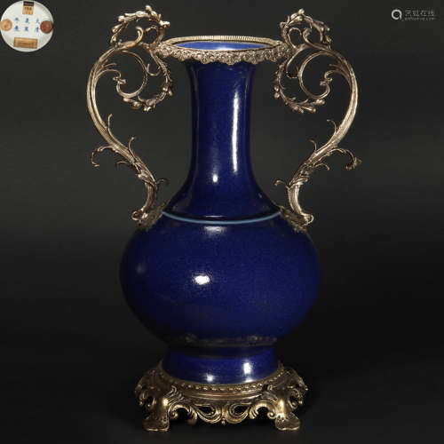 Qing dynasty blue enamel vase inlaid with copper清代蓝釉嵌铜...