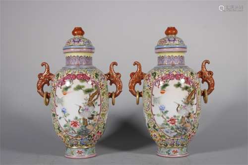 A PAIR OF FAMILLE ROSE WENSA DOUBLE EAR BOTTLES WITH WINDOWS