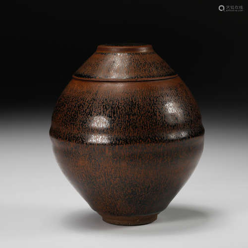 Chinese Ceramic Pottery Jar