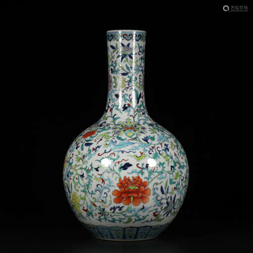 Chinese Famille Rose Porcelain Vase