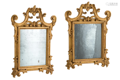 Two small mirrors in wood. 18th century