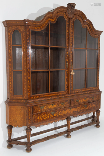 Display cabinet in wood. The Netherlands. 18th c