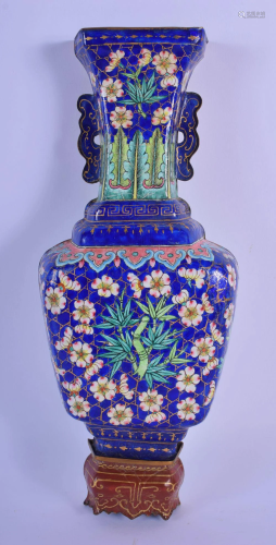 A VERY RARE 18TH/19TH CENTURY CHINESE CANTON ENAMEL