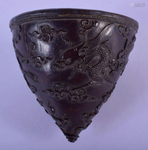 A FINE AND RARE 18TH CENTURY CHINESE CARVED COCO…