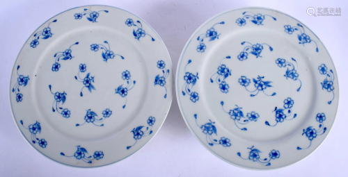 A PAIR OF 19TH CENTURY JAPANESE MEIJI PERIOD BLUE AND