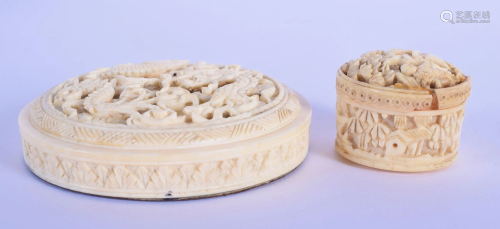 A 19TH CENTURY CHINESE CARVED CANTON IVORY SCHOLARS