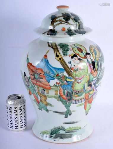 A LARGE EARLY 20TH CENTURY CHINESE FAMILLE ROSE