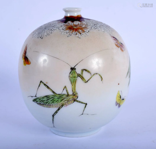 AN EARLY 20TH CENTURY JAPANESE MEIJI PERIOD PORCELAIN