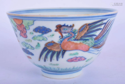 AN EARLY 20TH CENTURY CHINESE DOUCAI PORCELAIN DRA…