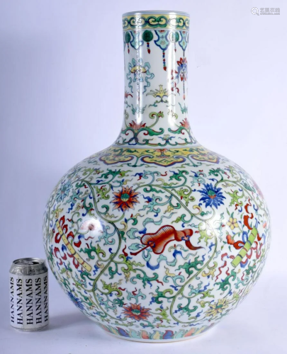 A LARGE CHINESE DOUCAI PORCELAIN TIAN QUI PING 20th