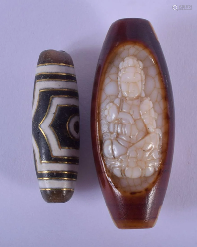 A CHINESE GOLD INLAID AGATE ZHI BEAD 20th Century,