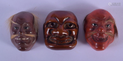 A 19TH CENTURY JAPANESE MEIJI PERIOD BOXWOOD NETSUKE