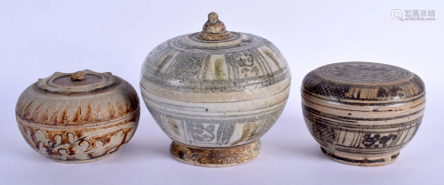 THREE 18TH CENTURY SOUTH EAST ASIAN BOXES AND COVERS.
