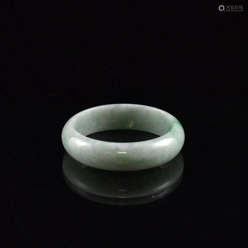 CHINESE JADEITE BANGLE