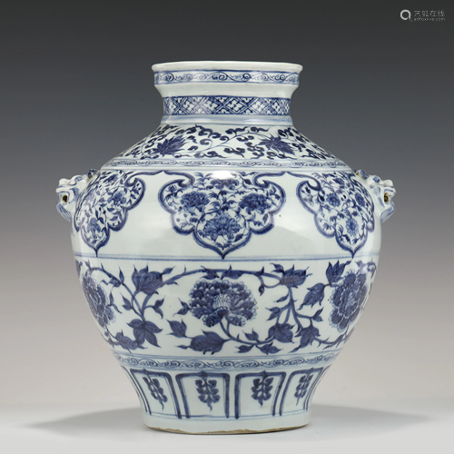 YUAN BLUE & WHITE FLORAL AMPHORA JAR