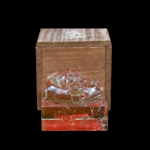 QING DRAGON CRYSTAL SEAL IN WOODEN BOX