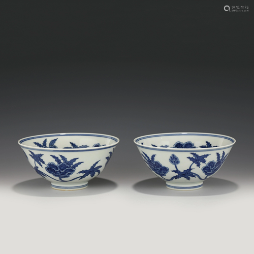 PAIR MING CHENGHUA BLUE & WHITE BOWLS