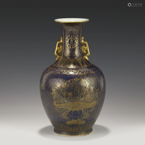 QIANLONG GILT DECORATION AMPHORA VASE