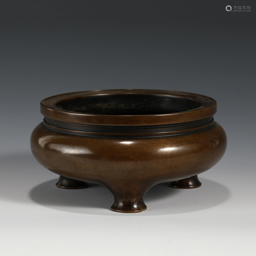 MING XUANDE BRONZE TRIPOD CENSER