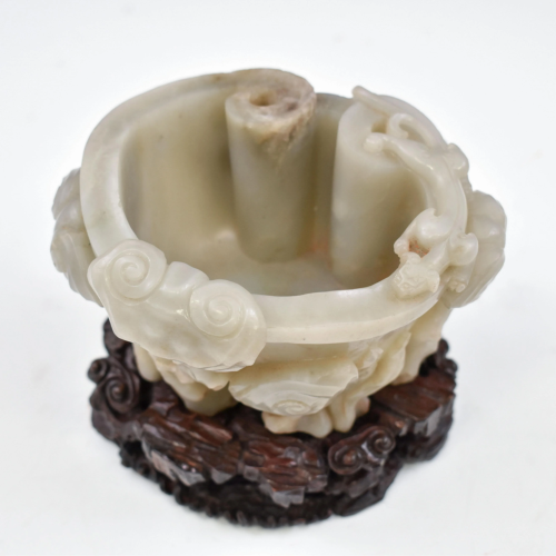 JADE CARVED LINGZHI BRUSH WASHER ON STAND
