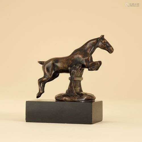 GASTON D'ILLIERS (1876-1932) CHEVAL SAUTANT UNE HAIE Bronze ...