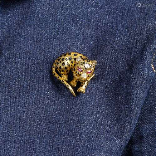 ANNÉES 1960 BROCHE BÉBÉ LÉOPARD L'animal est en or jaune 18K...