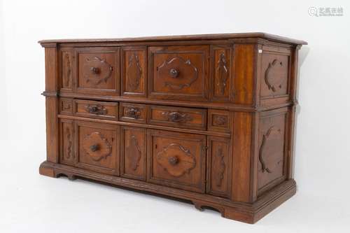 Wooden cupboard. Lombardy. 17th century