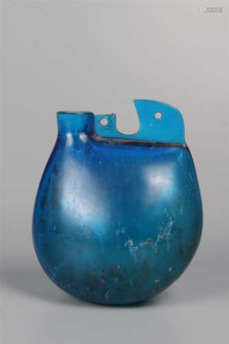 A BLUE GLASSWARE SKIN-SHAPED POT