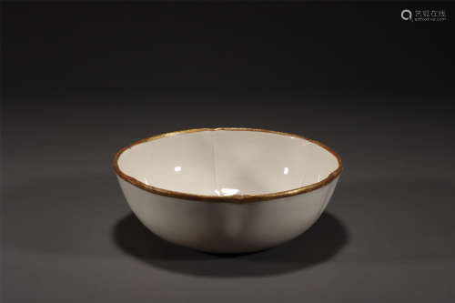 A DING WARE LOBED BOWL