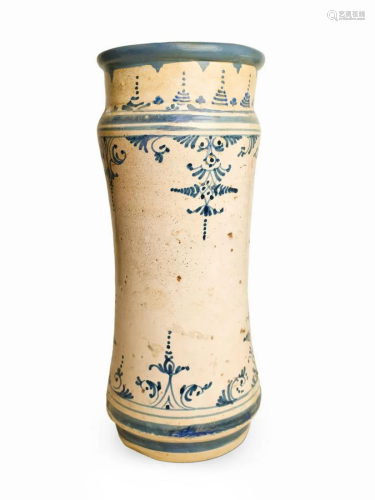 A late 18th century Catalan albarelo pharmacy jar