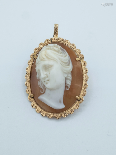 A second half of 20th century cameo pendant brooch with