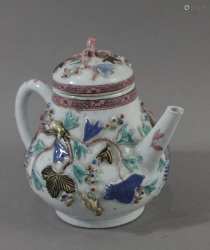 An 18th century Chiense porcelain teapot from Yongzheng
