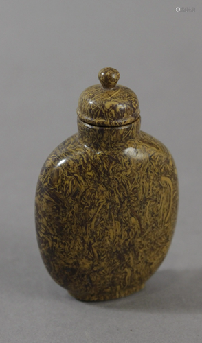 A first half of 20th century snuff bottle from Republic