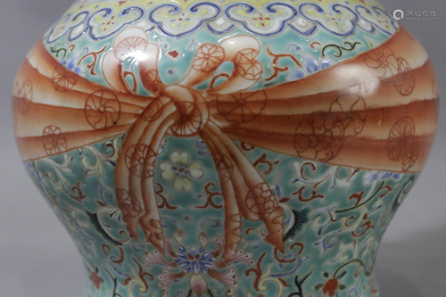 A 20th century Chinese vase from Republic period in