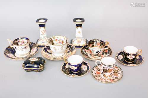 A collection of Coalport cobalt and imari porcelain, 19th an...