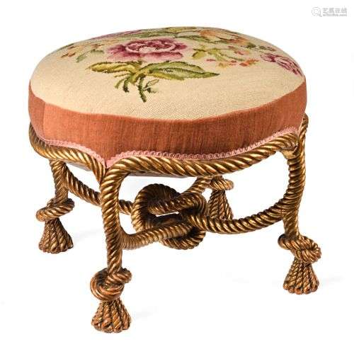 Attribué à AME FOURNIER, tapissier à Paris en 1850 Tabouret ...