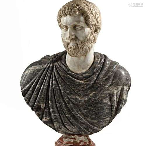 *Buste d’empereur romain en marbre polychrome d'après l'anti...