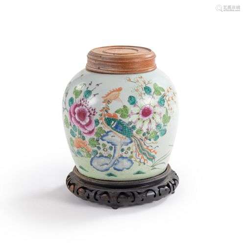 *CHINE - XIXe siècle Pot à gingembre en porcelaine émaillée ...