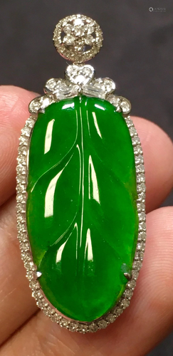 ICY GREEN JADEITE LEAF PATTERN PENDANT