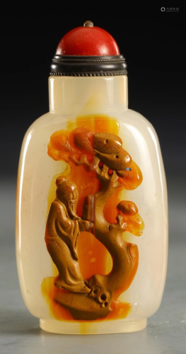 AGATE CARVED FIGURE STORY PATTERN SNUFF BOTTLE