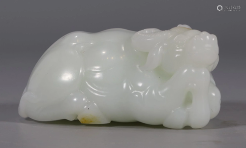 HETIAN WHITE JADE CARVED CATTLE SHAPE PENDANT