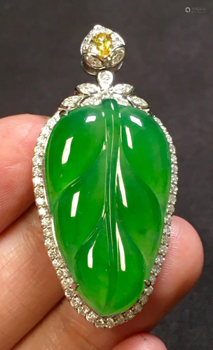 ICY GREEN JADEITE LEAF PATTERN PENDANT