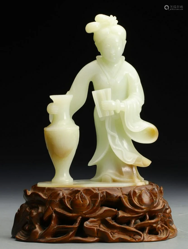 HETIAN WHITE JADE CRAVED FIGURE STATUE