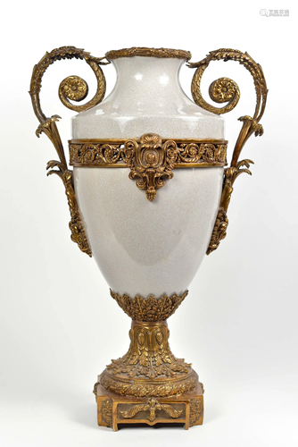 Porcelain and bronze urn