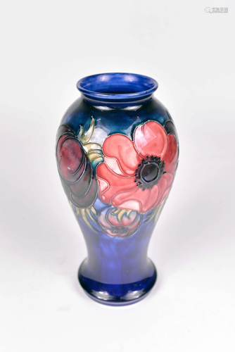 Moorcroft, Walter - Porcelain vase - 1947-53