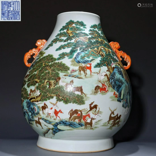 QIANLONG MARK FAMILLE ROSE DEER PATTERN VASE