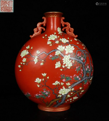 QIANLONG MARK CARMINE RED GLAZE FLOWER PATTERN VASE