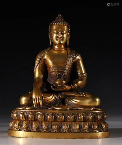 GILT BRONZE CAST SAKYAMUNI BUDDHA STATUE