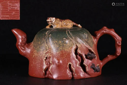 MUD CARVED DRAGON TEAPOT